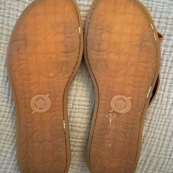Women's Born Tan Leather Sandals - Picture 4 of 4